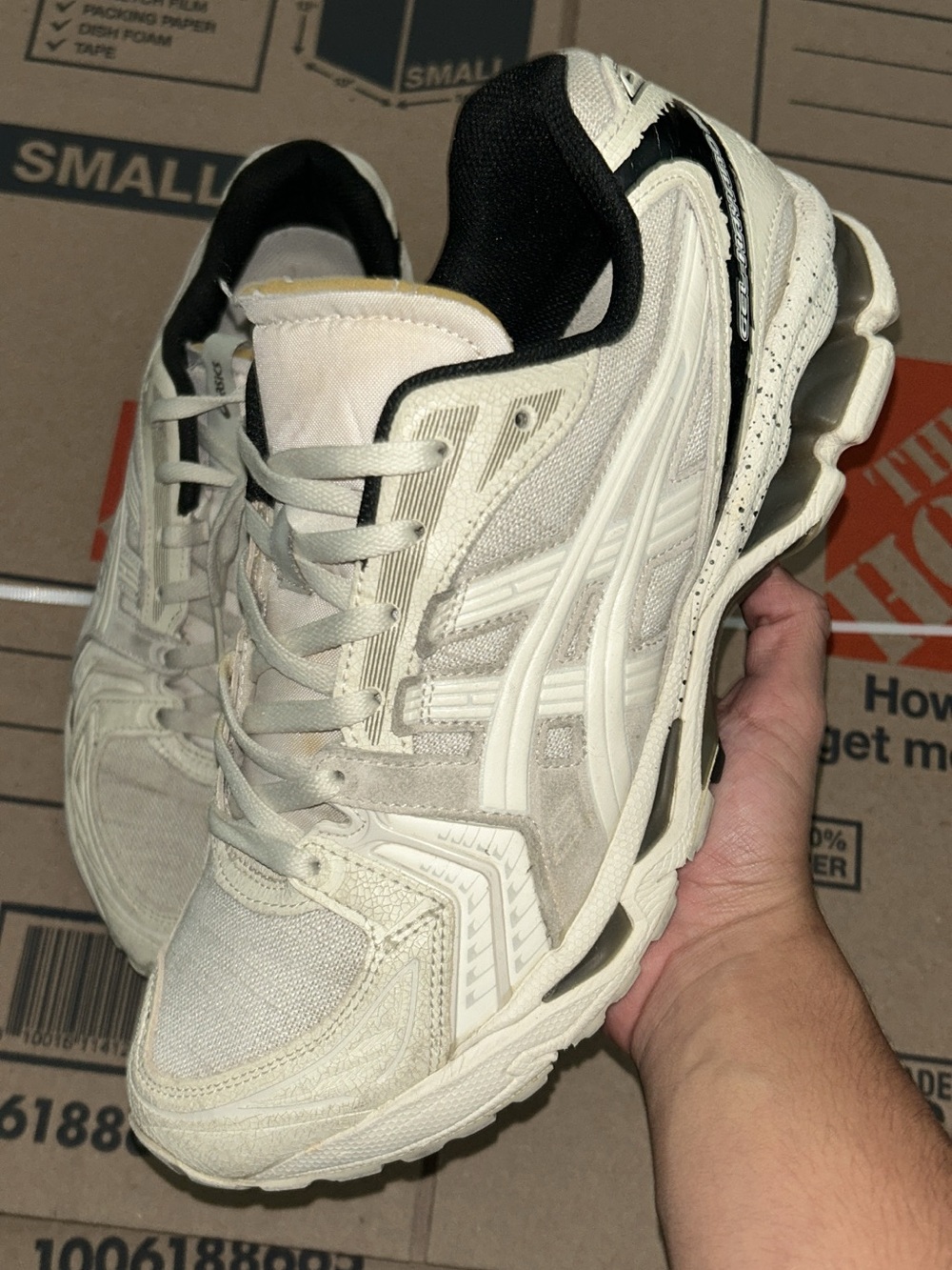 ASICS Gel-Kayano 14